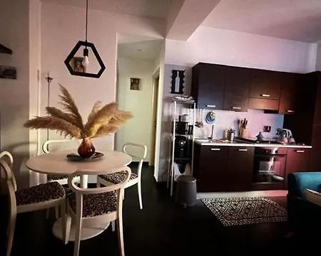 Lucio Sestio Apartman