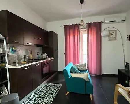 Lucio Sestio Apartman *